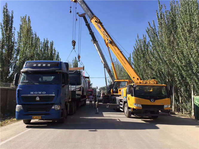 泽普县“省油又稳当”—— 吊车的 “智能节能” 技术